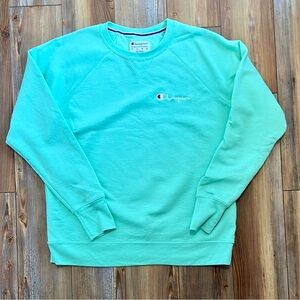 NWOT Champion Women’s Light Green Crewneck Sweatshirt. XL
